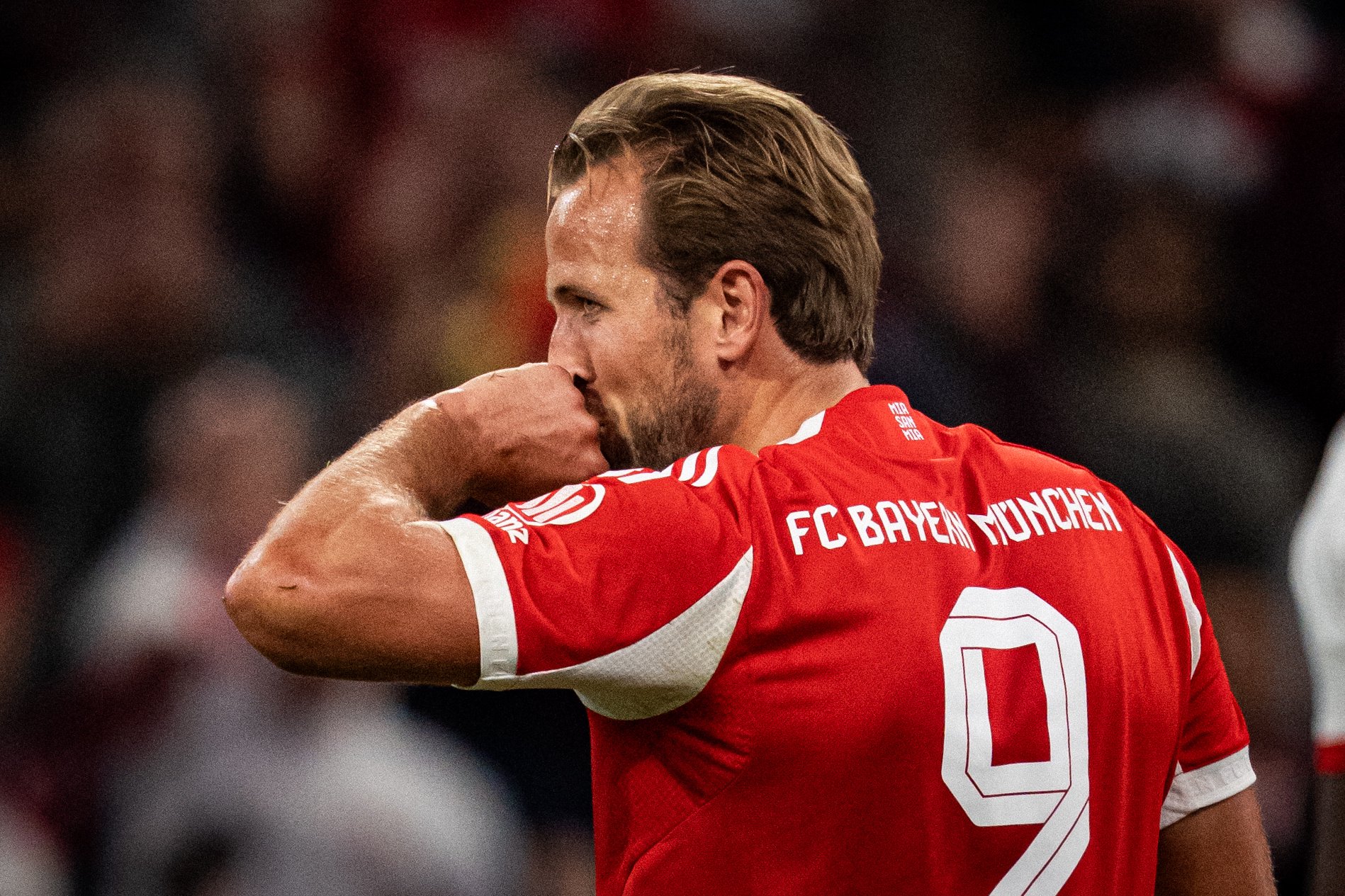 莱比锡迎德甲关键赛,关键时刻完成体检,管理层满意,更衣室氛围转暖的简单介绍 莱比锡迎德甲关键赛,关键时刻完成体检,管理层满意,更衣室氛围转暖的简单介绍